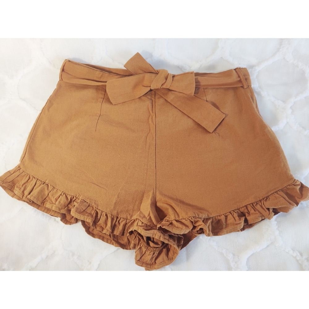 Ruffle Linen Shorts